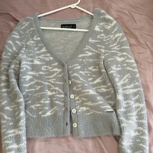 Abercombie and Fitch Soft gray Cardigan